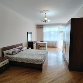 In Baku 200.0 m² apartment is for rent - Изображение 4