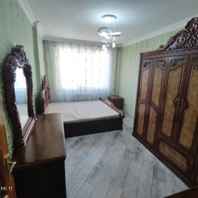 In Baku 130.0 m² apartment is for rent - Image 4