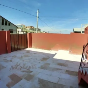 In Baku 200.0 m² house with 6.0 rooms is for sale - Image 4