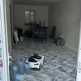 In Baku 1500.0 m² house with 5.0 rooms is for sale - Image 3