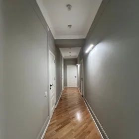 In Baku 140.0 m² apartment is for rent - Image 5