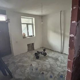 In Baku 1500.0 m² house with 5.0 rooms is for sale - Image 4