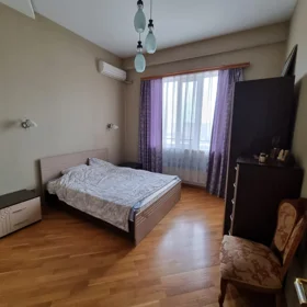 In Baku 110.0 m² apartment is for rent - Image 5