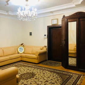 In Baku 160.0 m² apartment is for rent - Image 3