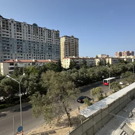In Baku 150.0 m² apartment is for sale - Image 5