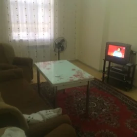 In Baku 45.0 m² apartment is for rent - Image 3