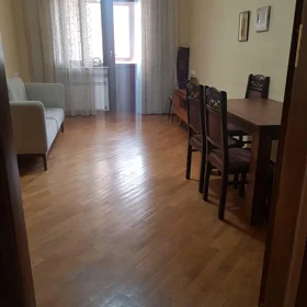 In Baku 65.0 m² apartment is for sale - Image 3