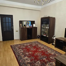 In Baku 110.0 m² apartment is for sale - Image 2