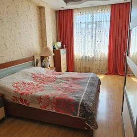 In Baku 110.0 m² apartment is for sale - Image 3