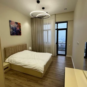 In Baku 140.0 m² apartment is for rent - Image 4