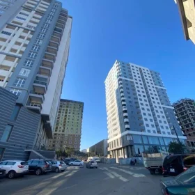 In Baku 77.0 m² apartment is for sale - Image 2