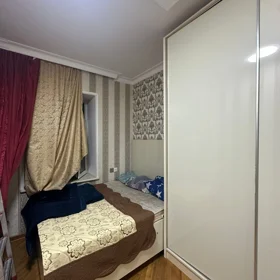 In Baku 75.0 m² apartment is for rent - Image 4