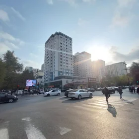 In Baku 272.0 m² apartment is for sale - Image 2