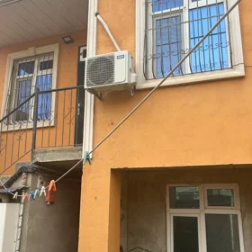 In Baku 104.0 m² house with 6.0 rooms is for sale - Image 2