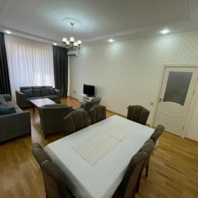 In Baku 82.0 m² apartment is for rent - Image 4