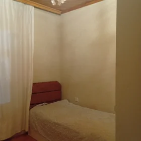 In Baku 100.0 m² house with 7.0 rooms is for sale - Image 2