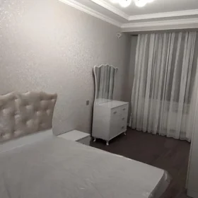 In Baku 90.0 m² apartment is for rent - Image 3