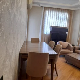 In Baku 90.0 m² apartment is for rent - Image 3
