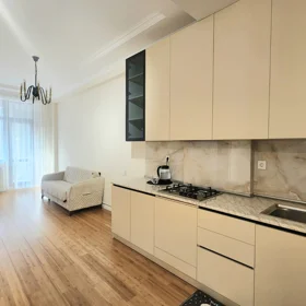 In Baku 75.0 m² apartment is for rent - Image 3