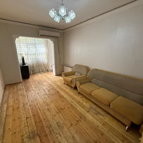 In Baku 125.0 m² apartment is for rent - Image 2