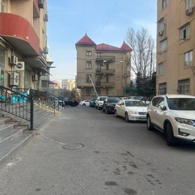 In Baku 78.0 m² apartment is for rent - Image 2