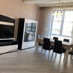 In Baku 119.0 m² apartment is for rent - Image 3
