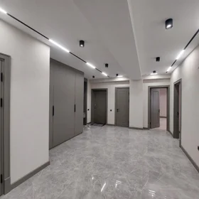 In Baku 164.0 m² apartment is for sale - Image 2