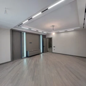 In Baku 164.0 m² apartment is for sale - Image 3