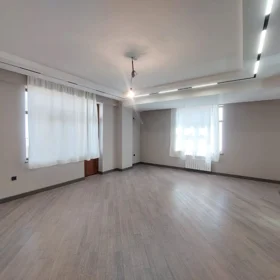 In Baku 164.0 m² apartment is for sale - Image 4