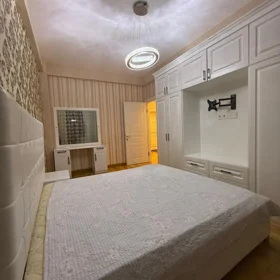 In Baku 102.0 m² apartment is for rent - Image 2
