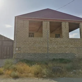 In Ganja 200.0 m² house with 6.0 rooms is for sale - Image 2