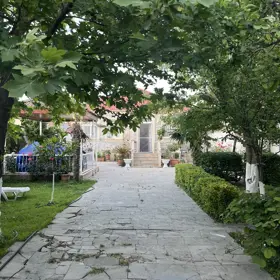 In Baku 500.0 m² house with 3.0 rooms is for sale - Image 3