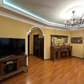 In Baku 150.0 m² apartment is for sale - Изображение 3