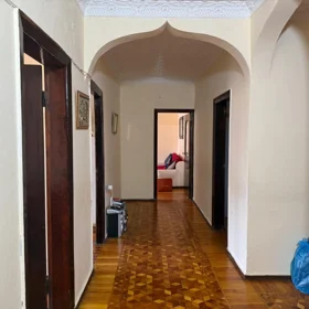 In Baku 108.0 m² apartment is for rent - Image 3