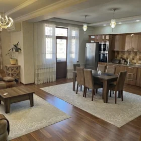 In Baku 120.0 m² apartment is for rent - Image 2