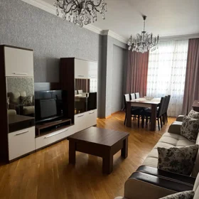 In Baku 90.0 m² apartment is for sale - Image 2