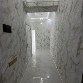 In Baku 61.0 m² apartment is for sale - Image 5