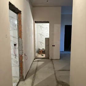 In Baku 120.0 m² apartment is for sale - Image 2