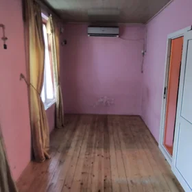 In Cəlilabad 2000.0 m² house with 3.0 rooms is for sale - Image 2
