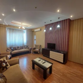 In Baku 114.0 m² apartment is for rent - Image 3