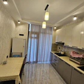 In Baku 60.0 m² apartment is for rent - Image 3