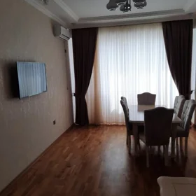 In Baku 80.0 m² apartment is for rent - Image 4