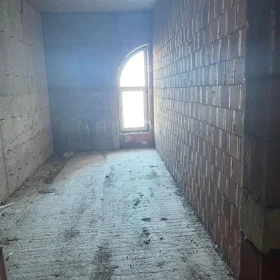 In Baku 133.0 m² apartment is for sale - Image 3