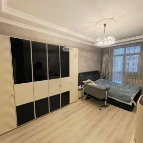 In Baku 147.0 m² apartment is for sale - Image 4