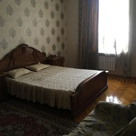 In Baku 120.0 m² apartment is for rent - Image 4