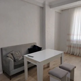 In Baku 65.0 m² apartment is for rent - Image 3