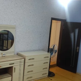 In Baku 100.0 m² apartment is for sale - Image 4