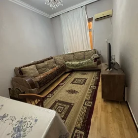 In Baku 85.0 m² apartment is for rent - Image 2