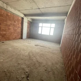 In Baku 133.0 m² apartment is for sale - Image 3