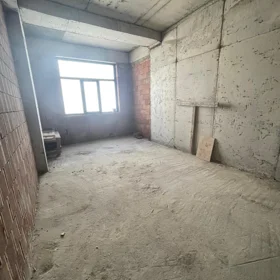 In Baku 133.0 m² apartment is for sale - Image 5